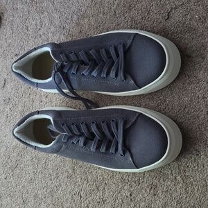 Abeo jumpstreet blue nwot